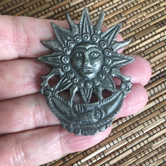 Vintage Sun & Moon Brooch., attributed to Alva - Picture 2 of 4